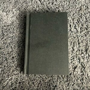 NWT medium sized sketch book
